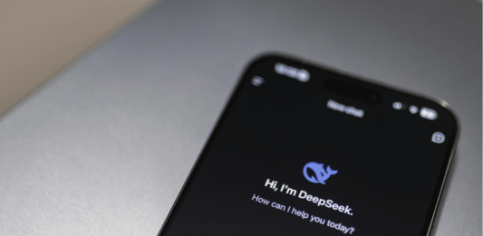 DeepSeek en China: La IA que Revoluciona y Desata Controversia en EE.UU. Inteligencia artificial china DeepSeek genera controversia